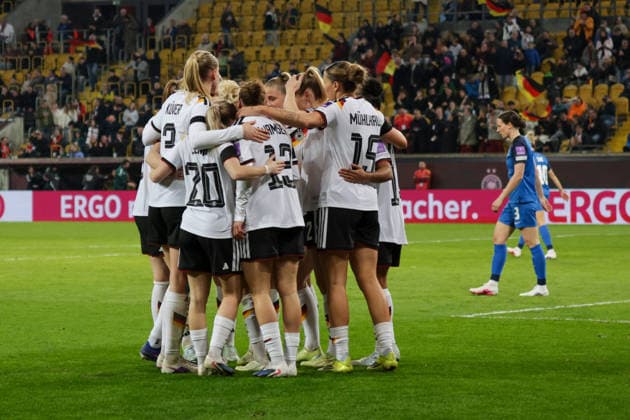 03 03 2026, xgrfx, Soccer World Cup Qualification , Germany Women Slovenia Women v l Goal, Linda Dallmann Deutsche Frauennationalmannschaft DFL DFB REGULATIONS PROHIBIT ANY USE OF PHOTOGRAPHS as IMAGE SEQUENCES and or QUASI VIDEO Dresden