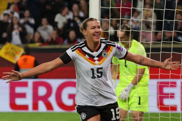 03 03 2026, xgrfx, Football World Cup Qualification , Germany Women Slovenia Women v l Goal, Larissa Mühlhaus Deutsche Frauennationalmannschaft DFL DFB REGULATIONS PROHIBIT ANY USE OF PHOTOGRAPHS as IMAGE SEQUENCES and or QUASI VIDEO Dresden