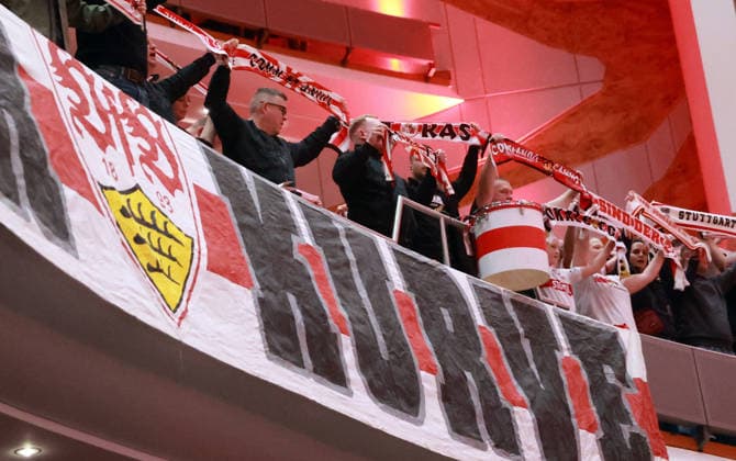 03 03 26 VfB Stuttgart concert Klassik trifft Kurve Germany, Stuttgart, 03 03 2026, Football, Bundesliga, VfB Stuttgart, concert Klassik trifft Kurve in der Liederhalle Stuttgart fans with scarves