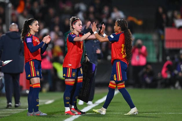 Spain v Iceland, March 3, 2026, Castellon, Spain Vicky Lopez and Athenea of Spain react during the European Women Qualifiers for the FIFA Womens World Cup 2027, League Phase MD1, football match played between Spain and Iceland at Estadio Castalia on March 03, 2026, in Castellon, Spain. Alex Nicodim Imago Images Copyright: xAlexxNicodimx