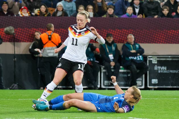 Dresden, Germany 03 March 2026 International match for Womens World Cup Qualification Germany Women vs Slovenia Women In the picture from left in duel Lea Schüller Schueller Germany and Lana Golob Slovenia Copyright: HMBxMedia MadeleinexFantini