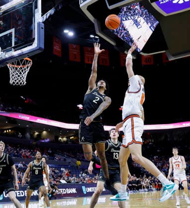 NCAA, College League, USA Basketball 2026: Wake Forest Vs UVA MAR 03 March 03, 2026: Virginia Cavaliers Guard 6 Jacari White shoots over Wake Forest Demon Deacons Guard 2 Jake Harris during a NCAA Men s Basketball game between the Wake Forest Demon Deacons and the University of Virginia Cavaliers at John Paul Jones Arena in Charlottesville, VA. Justin Cooper CSM (Credit Image: Â Justin Cooper Cal Media) Charlottesville Virginia United States of America EDITORIAL USE ONLY Copyright: xx ZUMA-20260303_zma_c04_006.jpg JustinxCooperx csmphotothree477190