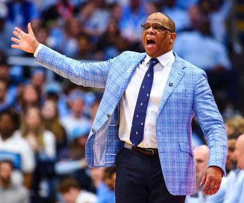 College Basketball Clemson University Vs University Of North Carolina Mar 03. March 3, 2026: Hubert Davis is the head basketball coach of the University of North Carolina. NCAA, College League, USA basketball game between Clemson University and University of North Carolina at Dean Smith Center, Chapel Hill, North Carolina. David Beach CSM (Credit Image: Â David Beach Cal Media) Chapel Hill Nc United States of America EDITORIAL USE ONLY Copyright: xx ZUMA-20260303_zma_c04_008.jpg DavidxBeachx csmphotothree477193