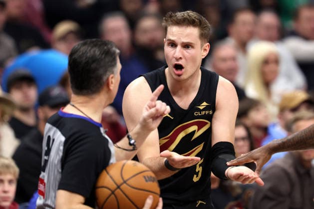 Cleveland Cavalier s Sam Merrill (5) argues with a referee after a call against the Detroit Pistons in the second quarter in Cleveland, Ohio Tuesday March 3, 2026. The Cavaliers defeated the Pistons 113-109.  CLE20260303109 AARONxJOSEFCZYK