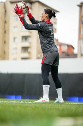 Turkiye v Malta - 2027 FIFA Women s World Cup European Qualifiers Selda Akgoz of Turkey warms up before the FIFA Women s World Cup Qualifiers European Qualifiers 2027 match between Turkey and Malta at Pendik Stadium in Istanbul, Turkey, on March 3, 2026. Istanbul Istanbul Turkey  Copyright: xYagizxGurtugx originalFilename:gurtug-turkiyev260303_nphxz.jpg