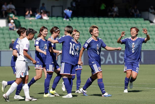 SOCCER ASIAN CUP JAPAN TAIWAN, Kiko Seike of Japan is congratulated by teammates after scoring a goal during the AFC Women™s Asian Cup Group C match between Japan and Taiwan at HBF Park in Perth, Wednesday, March 4, 2026. ( NO ARCHIVING, EDITORIAL USE ONLY PERTH WESTERN AUSTRALIA AUSTRALIA  Copyright: xRICHARDxWAINWRIGHTx 20260304127359936615