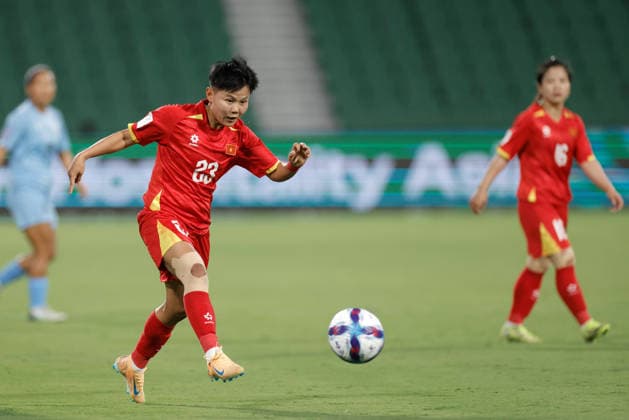 SOCCER ASIAN CUP VIETNAM INDIA, Nguyen Thi Bich Thuy of Vietnam has a shot on goal during the AFC Women™s Asian Cup Group C match between Vietnam and India at HBF Park in Perth, Wednesday, March 4, 2026. ( NO ARCHIVING, EDITORIAL USE ONLY PERTH WESTERN AUSTRALIA AUSTRALIA  Copyright: xRICHARDxWAINWRIGHTx 20260304128694621725