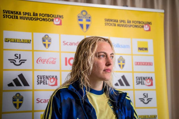 260304 Elma Junttila Nelhage during a mixed zone with the national women s football team of Sweden on March 4, 2026 in Reggio Calabria Photo Ludvig Thunman BILDBYRAN code LT LT0781 fotboll football soccer fotball vm kval kval fifa womens world cup qualifier qualifier mixed zone sverige sweden dam bbeng sverige sweden  Copyright: LUDVIGxTHUNMAN BB260304LT003