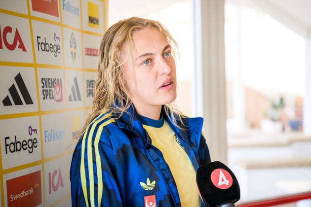 Football, Women, Sweden national team, Press conference