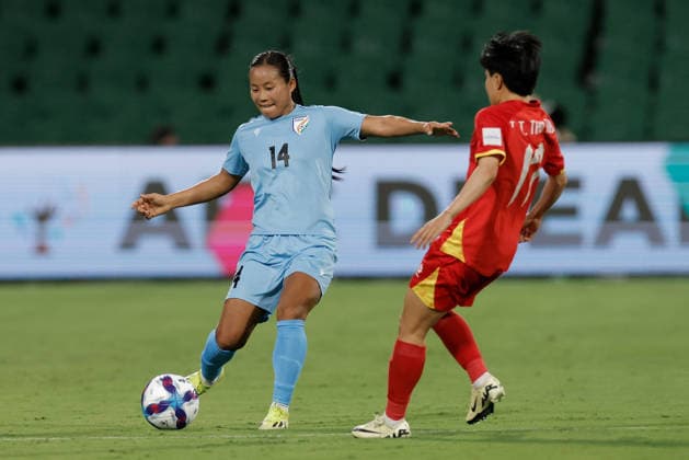 SOCCER ASIAN CUP VIETNAM INDIA, Nirmala Devi Phanjoubam of India passes the ball during the AFC Women™s Asian Cup Group C match between Vietnam and India at HBF Park in Perth, Wednesday, March 4, 2026. ( NO ARCHIVING, EDITORIAL USE ONLY PERTH WESTERN AUSTRALIA AUSTRALIA  Copyright: xRICHARDxWAINWRIGHTx 20260304179918840056