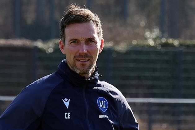04 03 2026, xrekx, Soccer 2 Bundesliga, Karlsruher SC Training v l Christian Eichner Trainer Karlsruher SC DFL DFB REGULATIONS PROHIBIT ANY USE OF PHOTOGRAPHS as IMAGE SEQUENCES and or QUASI VIDEO Karlsruhe