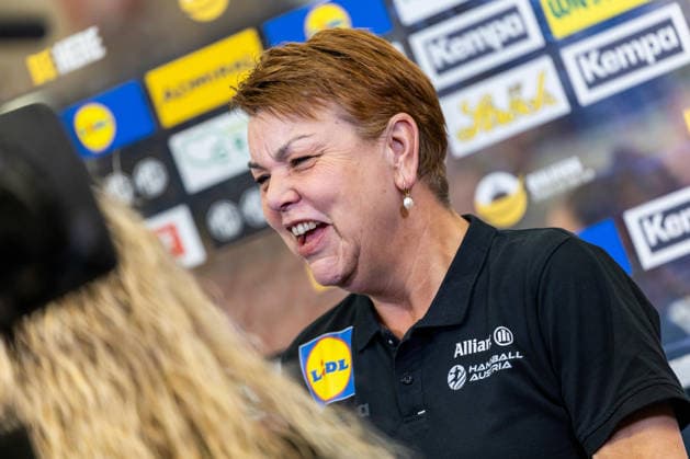 HANDBALL - EHF EURO Quali, AUT vs ESP VIENNA,AUSTRIA,04.MAR.26 - HANDBALL - EHF Women s European Championship, EM, Europameisterschaft qualification, OEHB international match, Länderspiel, Nationalmannschaft Austria vs Spain. Image shows head coach Monique Tijsterman (AUT).  GEPAxpictures xPhilippxBrem