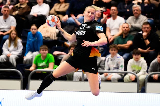Handball, Womens European Championship Qualification, Slovenia Germany, 2nd round, Group 3, Matchday 3 Antje Döll Doell Germany Celje Slovenia