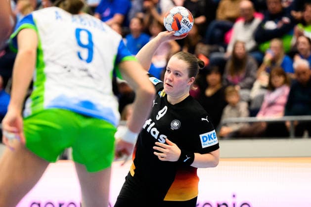 Handball, Women European Championship Qualification, Slovenia Germany, 2 Round, Group 3, Matchday 3 Lisa Antl Germany Celje Slovenia