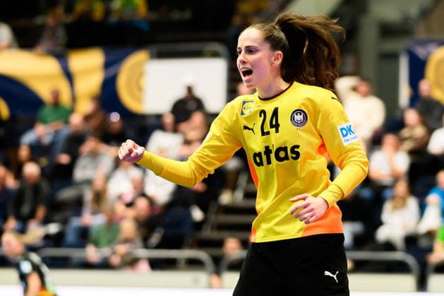 Handball, Womens European Championship Qualification, Slovenia Germany, 2nd round, Group 3, 3rd matchday Goalkeeper Sarah Wachter Germany Cheers Joy Emotion Celje Slovenia