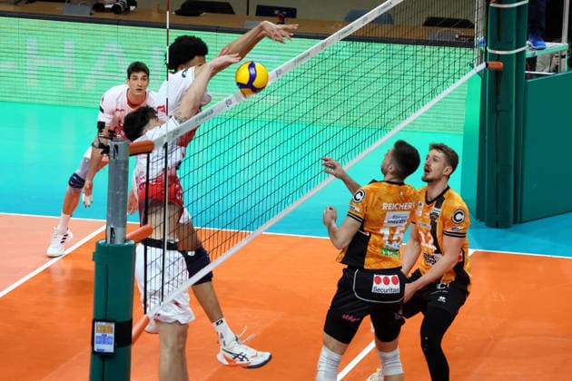 DEU, CEV Cup, BR Volleys vs Picenza Volleys, 04 03 2026, Max Schmeling Halle, Berlin, DEU, CEV Cup, BR Volleys vs Picenza Volleys, in the picture Moritz Reichert BR Volleys 15 , Florian Krage Brewitz BR Volleys 12 , Iyegbekedo Daniel Piacenza 21 , Bovolenta Alberto Piacenza 23 nordphotoxGmbHx xEngler nph00076