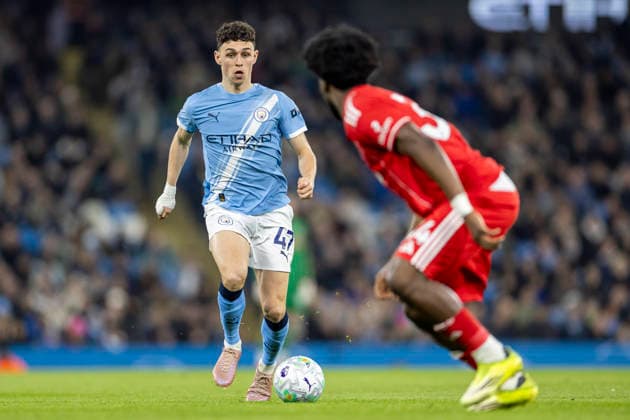 4th March 2026; Etihad Stadium, Manchester, Lancashire, England; Premier League Football, Manchester City versus Nottingham Forest; Phil Foden of Manchester City looks to pass the ball  TimxWilliams Content restricted for UK based newspaper