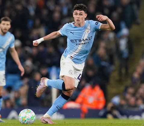 Manchester, England, 4th March 2026. Phil Foden of Manchester City in action during the Manchester City vs Nottingham Forest Premier League match at the Etihad Stadium, Manchester. Picture credit should read: Andrew Yates Sportimage EDITORIAL USE ONLY. No use with unauthorised audio, video, data, fixture lists, club league logos or live services. Online in-match use limited to 120 images, no video emulation. No use in betting, games or single club league player publications. SPI_042_AY_Manchester_City_Forest SPI-4576-0040