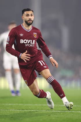 Fulham gegen West Ham United 04 März 2026, London Premier League Fußball Fulham gegen West Ham United Valentin Castellanos von West Ham United Foto Jacques Feeney Abseits London UK  Copyright: xJacquesxFeeneyx xOffsidexOffside