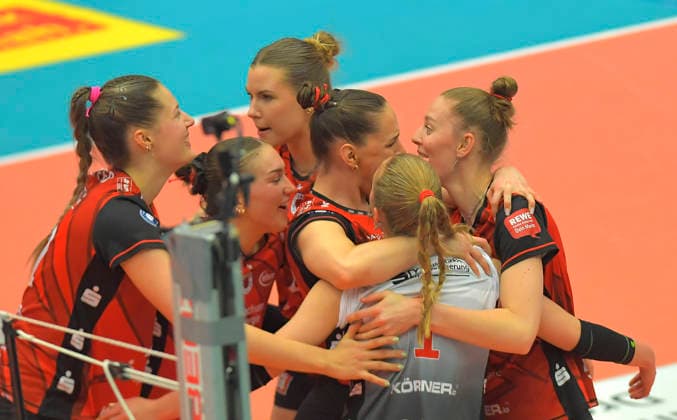 04 03 2026, Dresden is happy about a point, Volleyball, Bundesliga, Dresdner SC USC Münster, c Dresden