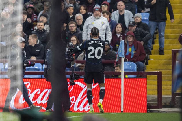 Aston Villa v Chelsea, Premier League GOAL scores 1-1 Chelsea forward Joao Pedro (20) scores and celebrates during the Premier League match between Aston Villa and Chelsea at Villa Park, Birmingham, UK on 4 March 2026. Birmingham Villa Park West Midlands UK Editorial use only DataCo restrictions apply See www.football-dataco.com , Copyright: xManjitxNarotrax PSI-23838-0042