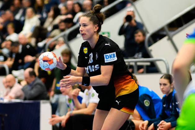 Handball, Women European Championship Qualification, Slovenia Germany, 2 Round, Group 3, Matchday 3 Emily Vogel Germany Celje Slovenia