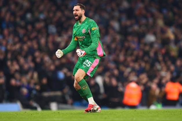 Gianluigi Donnarumma of Manchester City celebrtsws the 2nd goal scored by Rodri Manchester City v Nottingham Forest, Premier League, Football, Etihad Stadium, Manchester, UK - 04 Mar 2026Manchester Etihad Stadium United Kingdom EDITORIAL USE ONLY No use with unauthorised audio, video, data, fixture lists, club league logos or live services. Online in-match use limited to 120 images, no video emulation. No use in betting, games or single club league player publications. Copyright: xPaulxCurrie Shutterstockx 16720019bi
