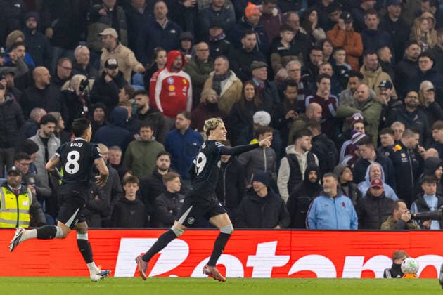 Aston Villa v Chelsea, Premier League GOAL scores 4-1 Chelsea forward Alejandro Garnacho (49) scores and celebrates during the Premier League match between Aston Villa and Chelsea at Villa Park, Birmingham, UK on 4 March 2026. Birmingham Villa Park West Midlands UK Editorial use only DataCo restrictions apply See www.football-dataco.com , Copyright: xManjitxNarotrax PSI-23838-0054