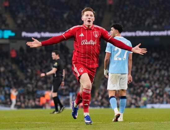 Manchester, England, 4th March 2026. Elliot Anderson of Nottingham Forest celebrates scoring their second equalising goal during the Manchester City vs Nottingham Forest Premier League match at the Etihad Stadium, Manchester. Picture credit should read: Andrew Yates Sportimage EDITORIAL USE ONLY. No use with unauthorised audio, video, data, fixture lists, club league logos or live services. Online in-match use limited to 120 images, no video emulation. No use in betting, games or single club league player publications. SPI_081_AY_Manchester_City_Forest SPI-4576-0080