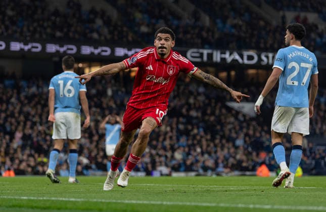 Manchester City v Nottingham Forest - Premier League MANCHESTER, ENGLAND - MARCH 4: Morgan Gibbs-White of Nottingham Forest celebrates scoring the first goal during the Premier League match between Manchester City and Nottingham Forest at Etihad Stadium on March 4, 2026 in Manchester, England. Morgan Gibbs-White Manchester Etihad Stadium England United Kingdom Copyright: xVisionhausx 776340641