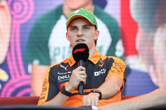 March 5, 2026: OSCAR PIASTRI of Team McLaren on stage at the Fan Forum Event at the 2026 Australian Formula 1 Grand Prix on March 05, 2026 in Melbourne, Australia - ZUMAa155 20260305_aaa_a155_006 Copyright: xChristopherxKhouryx