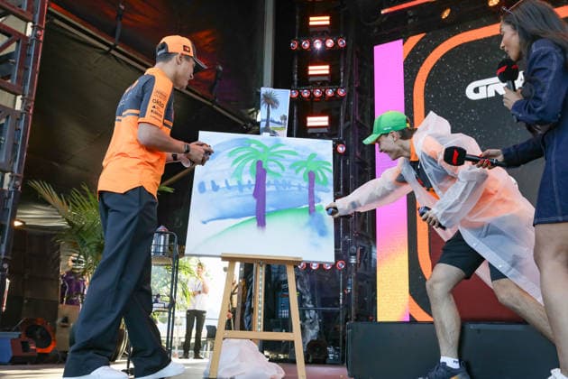 March 5, 2026: LANDO NORRIS and OSCAR PIASTRI of Team McLaren on stage at the Fan Forum Event at the 2026 Australian Formula 1 Grand Prix on March 05, 2026 in Melbourne, Australia F1 2026: Australian Grand Prix  - ZUMAa155 20260305_aaa_a155_020 Copyright: xChristopherxKhouryx