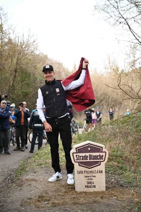 05-03-2026 Allenamento Strade Bianche 2026; 2026, Uae Emirates - Xrg; Pogacar, Tadej; Colle Pinzuto; 