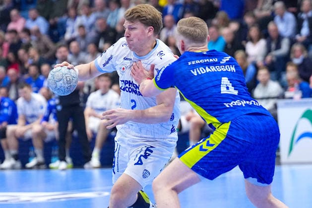 05 03 2026, xydrx, Handball, 1 HBL, VfL Gummersbach TBV Lemgo Lippe, Schwalbe Arena Lukas Hutecek TBV Lemgo Lippe 2 in duel against Ellidi Vidarsson VfL Gummersbach 4 Photo xYannisxDreimannxPressefotoKochx Nordrhein Westfahlen Germany