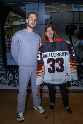 Invitation Consulate General - Millano Cortina 2026 Winter Paralympics: Day -1 Invitation Consulate General - Milano Cortina 2026 Winter Paralympics: Day -1 MILANO, ITALY - MARCH 5: Viale Francesco Restelli, 8 Consul General Ms Susanne Welter invited the Team Germany Paralympics based in Milano. The German Para Ice hockey, Eishockey Team and honorable members to Team Germany Paralympics have taken part. KUHLI-LAUENSTEIN Ingo (No. 33, Athlet, Defender, 20.05.1992, Club Wiehl Penguins) and WELTER, Susanne (Consul General Germany) (Photo by RALF KUCKUCK) Copyright 2026 Ralf Kuckuck