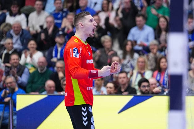 05 03 2026, xydrx, Handball, 1 HBL, VfL Gummersbach TBV Lemgo Lippe, Schwalbe Arena Dominik Kuzmanovic VfL Gummersbach 1 cheering Photo xYannisxDreimannxPressefotoKochx Nordrhein Westfahlen Germany