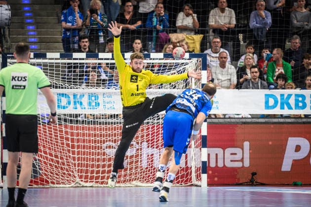 Gonzalo Perez de Vargas THW Kiel, 01 vs Kai Haefner TVB Stuttgart, 34 GER, TVB Stuttgart THW Kiel, DAIKIN HBL, Handball, Bundesliga, 24 Matchday, Season 2025 2026, 05 03 2026 GER, TVB Stuttgart THW Kiel, DAIKIN HBL, Handball, Bundesliga, 24 Matchday, Season 2025 2026, 05 03 2026 Stuttgart Copyright: xSandyxDinkelackerx EP_SDR