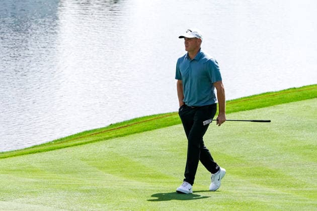March 5, 2026, Orlando, Florida, USA: Alex Noren approaches the 18th green during the first round of the Arnold Palmer Invitational Pro-Am presented by Mastercard at Bay Hill Club & Lodge. PGA, Golf Herren 2026: Arnold Palmer Invitational - Round 1  - ZUMAw109 20260305_fap_w109_006 Copyright: xDebbyxWongx