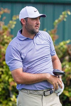 March 5, 2026, Orlando, Florida, USA: Scottie Scheffler tees off the 9th hole during the first round of the Arnold Palmer Invitational Pro-Am presented by Mastercard at Bay Hill Club & Lodge. PGA, Golf Herren 2026: Arnold Palmer Invitational - Round 1  - ZUMAw109 20260305_fap_w109_008 Copyright: xDebbyxWongx