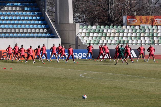 05 03 2026, xgrfx, football training , German womens national team v l The German national team training in Dresden German womens national team DFL DFB REGULATIONS PROHIBIT ANY USE OF PHOTOGRAPHS as IMAGE SEQUENCES and or QUASI VIDEO Dresden