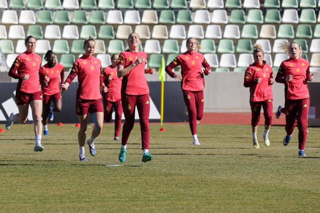 05 03 2026, xgrfx, Football Training , German womens national team f l Rebecca Knaak, Giulia Gwinn, Laura Freigang, Camilla Küver, Linda Dallmann, Franziska Kett German womens national team DFL DFB REGULATIONS PROHIBIT ANY USE OF PHOTOGRAPHS as IMAGE SEQUENCES and or QUASI VIDEO Dresden