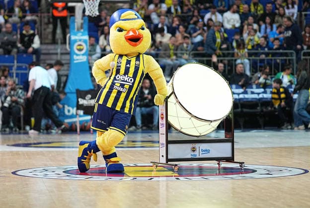 ISTANBUL, TURKEY - MARCH 5: Mascot of Fenerbahce Beko during the EuroLeague match between Fenerbahce Beko Istanbul and AS Monaco at Ulker Sports Arena on March 5, 2026 in Istanbul, Turkey. Ä±STANBUL tURKEY Copyright: xSeskimphotox Fener-Monaco-050326 (9)