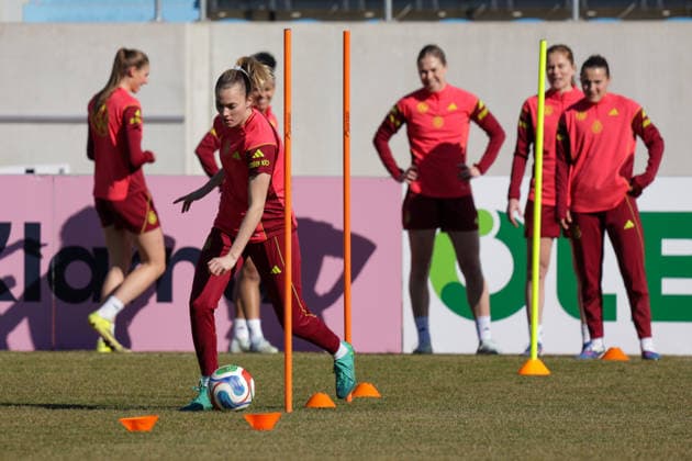 05 03 2026, xgrfx, football training , German womens national team v l Laura Freigang German womens national team DFL DFB REGULATIONS PROHIBIT ANY USE OF PHOTOGRAPHS as IMAGE SEQUENCES and or QUASI VIDEO Dresden