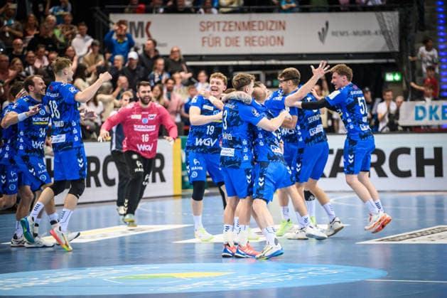 Cheering team of TVB Stuttgart, cheering, joy, jubilation, jubilant dance GER, TVB Stuttgart THW Kiel, DAIKIN HBL, handball, Bundesliga, 24 match day, 2025 2026 season, 05 03 2026 GER, TVB Stuttgart THW Kiel, DAIKIN HBL, handball, Bundesliga, 24 match day, 2025 2026 season, 05 03 2026 Stuttgart Copyright: xSandyxDinkelackerx EP_SDR
