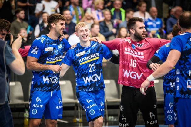 Antonio Serradilla TVB Stuttgart, 05 , Torben Matzken TVB Stuttgart, 22 , Miljan Vujovic TVB Stuttgart, 16 Joy, jubilation after home win against THW Kiel GER, TVB Stuttgart THW Kiel, DAIKIN HBL, Handball, Bundesliga, 24 Matchday, Season 2025 2026, 05 03 2026 GER, TVB Stuttgart THW Kiel, DAIKIN HBL, Handball, Bundesliga, 24 Matchday, Season 2025 2026, 05 03 2026 Stuttgart Copyright: xSandyxDinkelackerx EP_SDR
