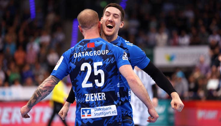 05 03 2026, Germany, Stuttgart, Handball Bundesliga, TVB Stuttgart vs THW Kiel, f l Patrick Zieker and Ivan Snajder TVB cheer