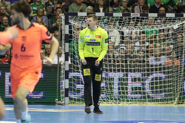 05 03 2026, xgox, Handball EHF Champions League SC Magdeburg FC Barcelona v l Sergey Hernandez Ferrer Magdeburg, 1 cheers over held ball, defended, held, Torhueter Magdeburg