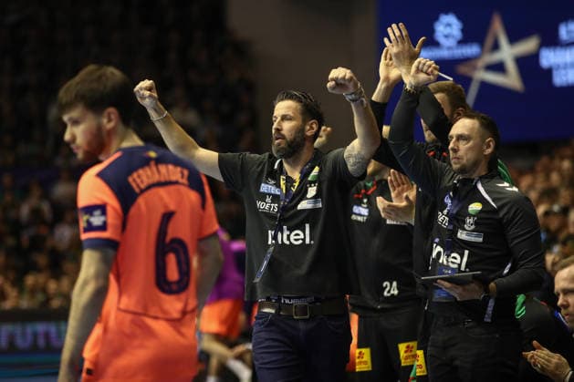 05 03 2026, xtgx, Handball, EHF Champions League, SC Magdeburg FC Barcelona v l Bennet Wiegert Magdeburg, coach jubilation, goal celebration, celebrate the goal, celebration Magdeubrg