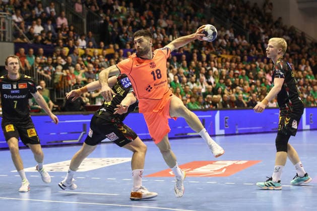 05 03 2026, xtgx, Handball, EHF Champions League, SC Magdeburg FC Barcelona v l Blaz Janc Barcelona, 18 throws goal, goal scorer, scores goal, scores the goal Magdeubrg