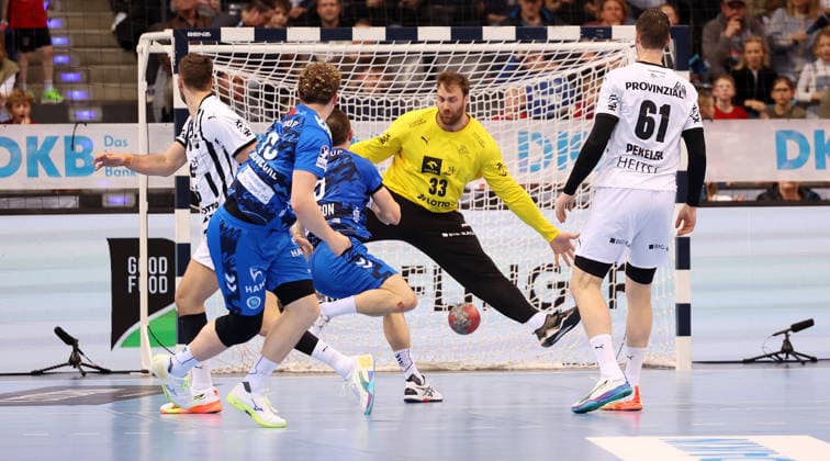 05 03 2026, Germany, Stuttgart, Handball Bundesliga, TVB Stuttgart vs THW Kiel, Andreas Wolff Kiel in goal